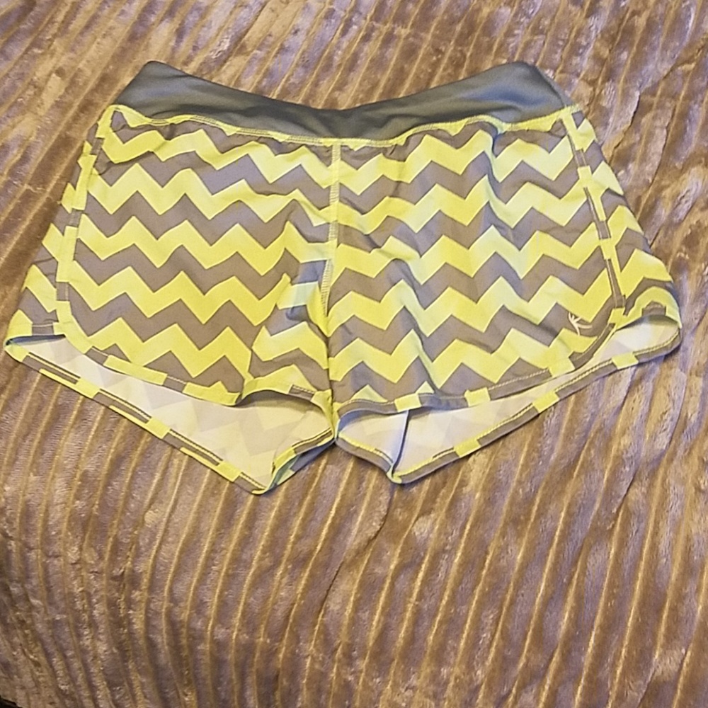 Shorts youth 10-12